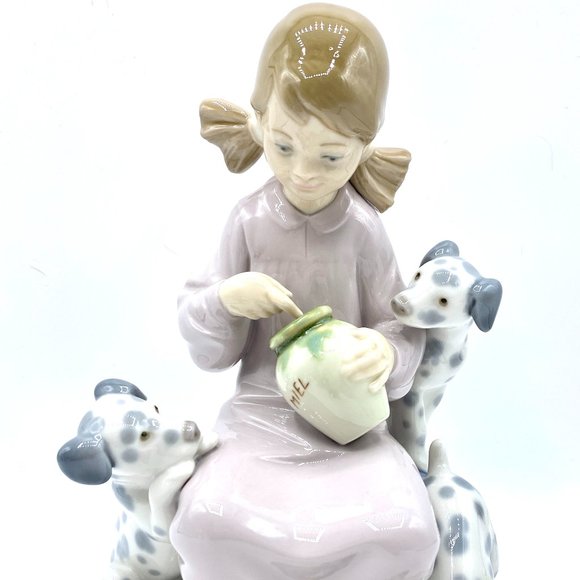 Lladro Honey Lickers Girl with Dalmation Puppies Porcelain Figurine #1248 Mint